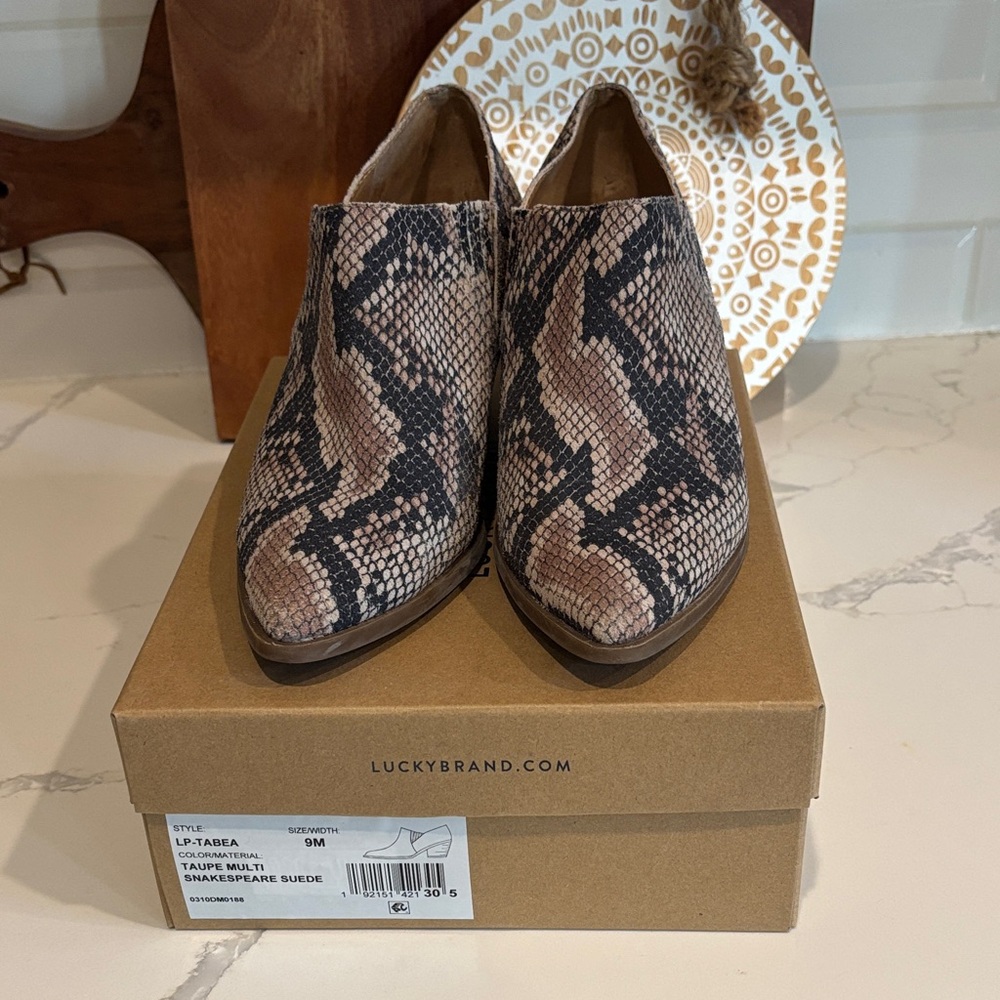 Lucky Brand Taupe and Black Snake Print ankle boots